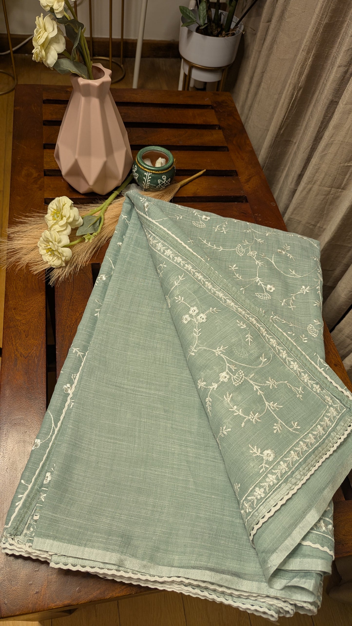 Linen embroidery-Green