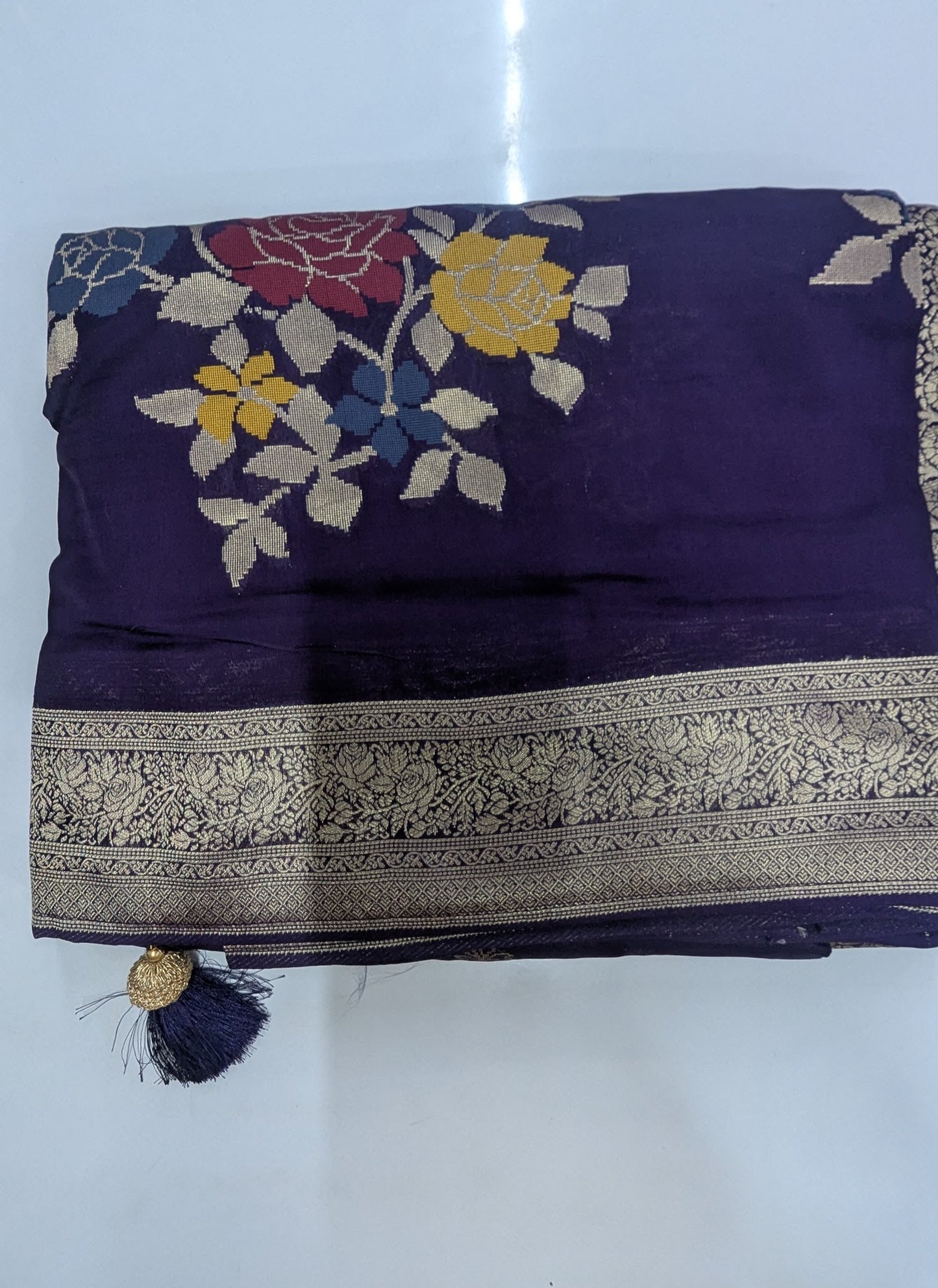 Banarasi Chanderi Silk Saree with Floral Zari Motifs
