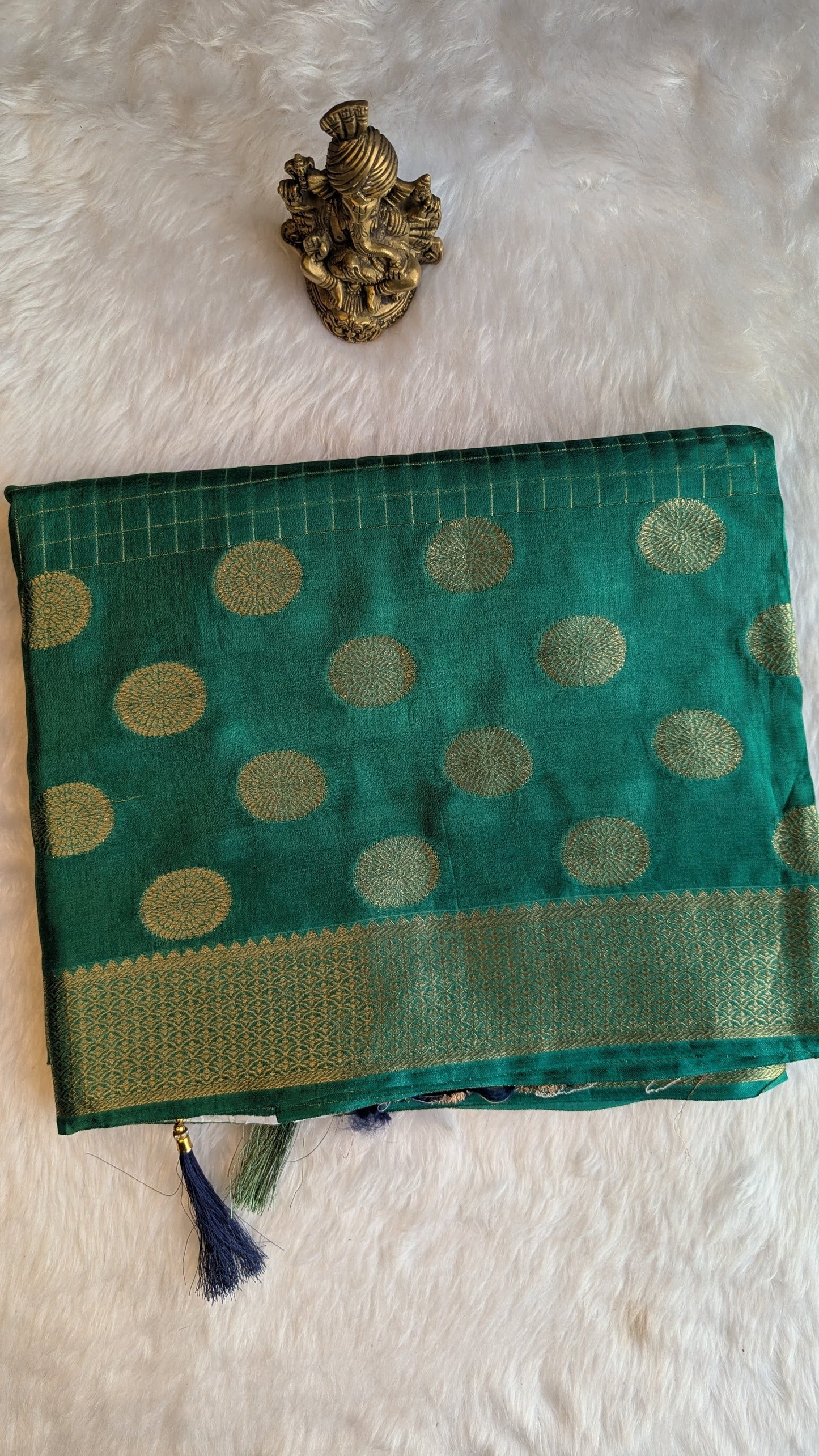 Peacock Green Crepe Silk with Checks and Border Buttis