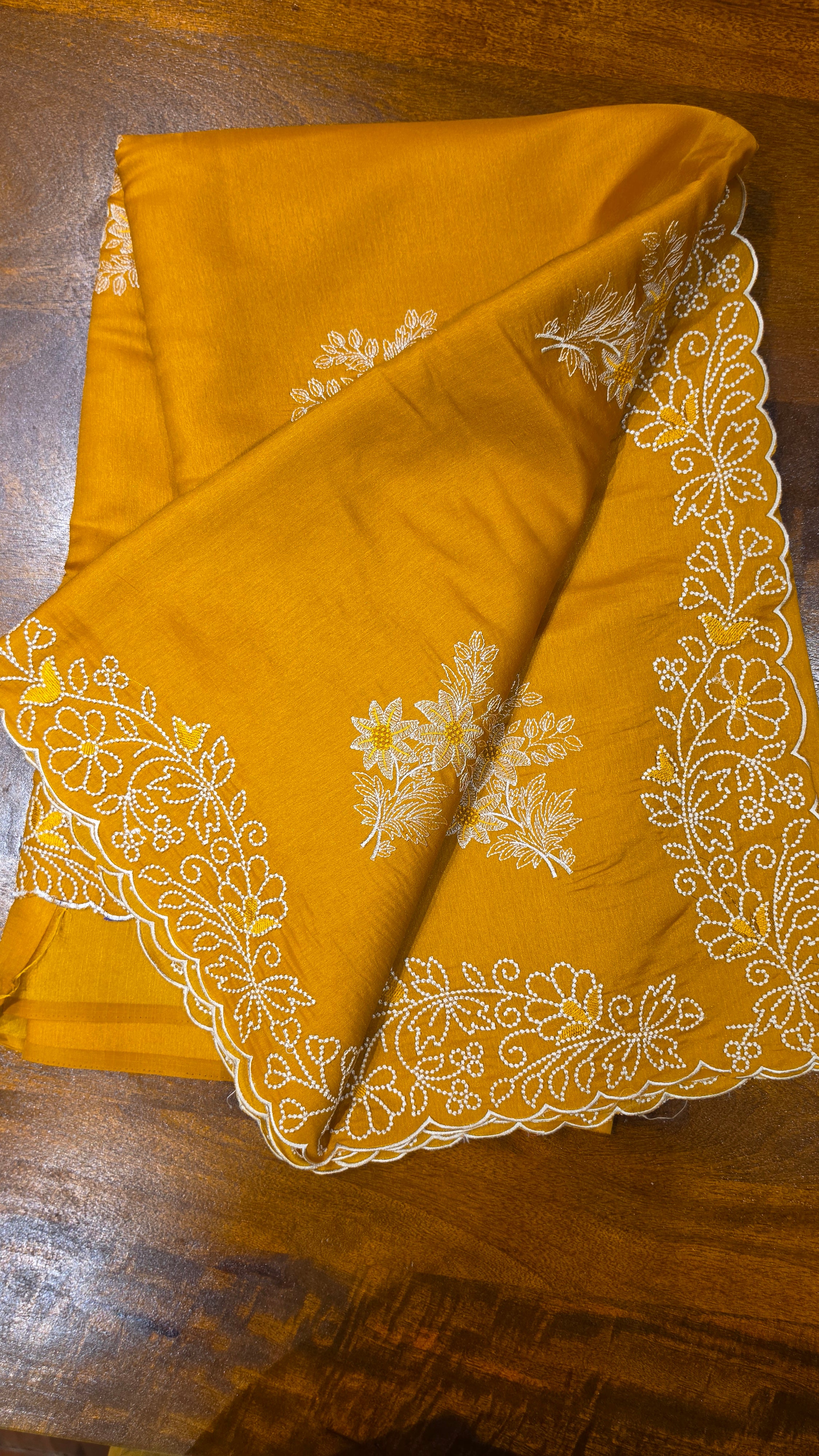 ITALIAN SILK CUT WORK