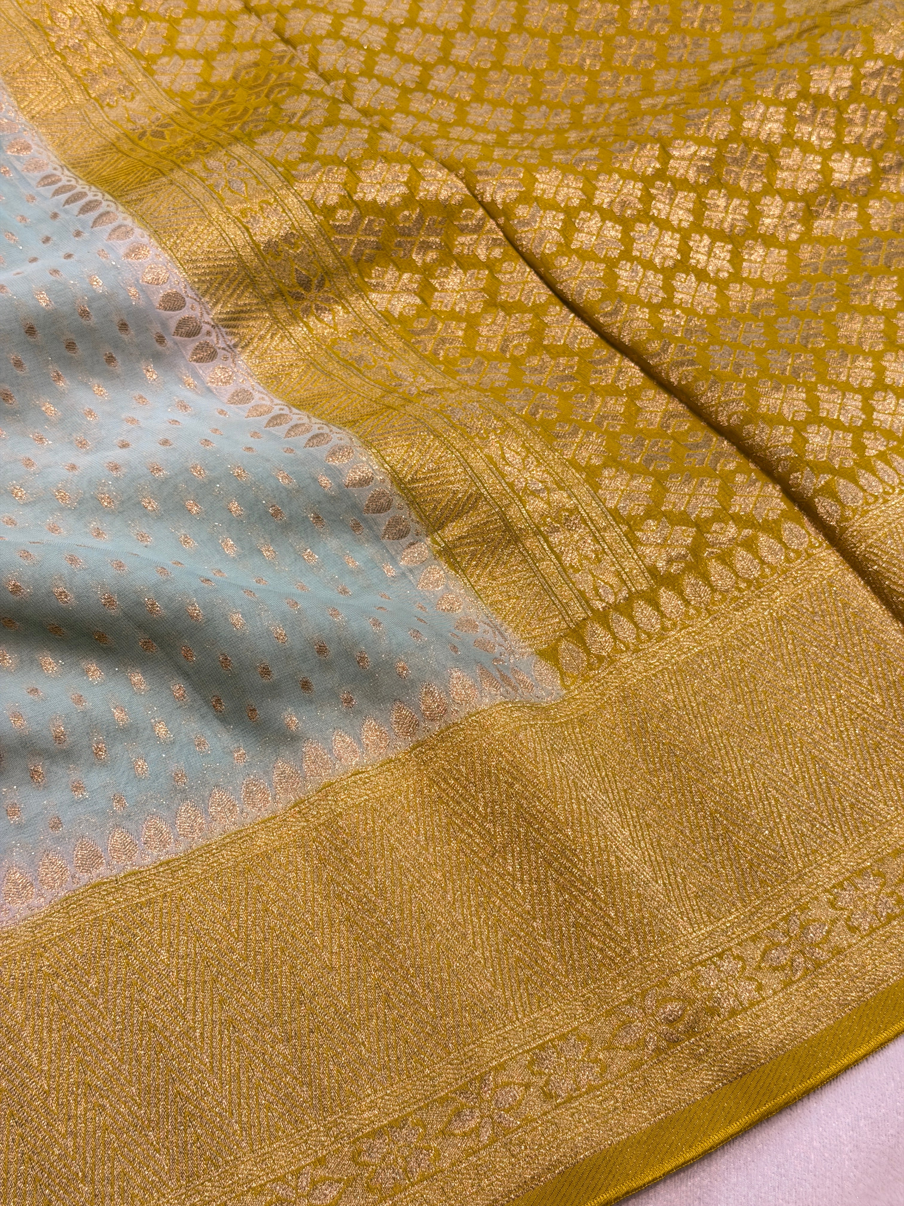 Banaras Georgett- Pista Green