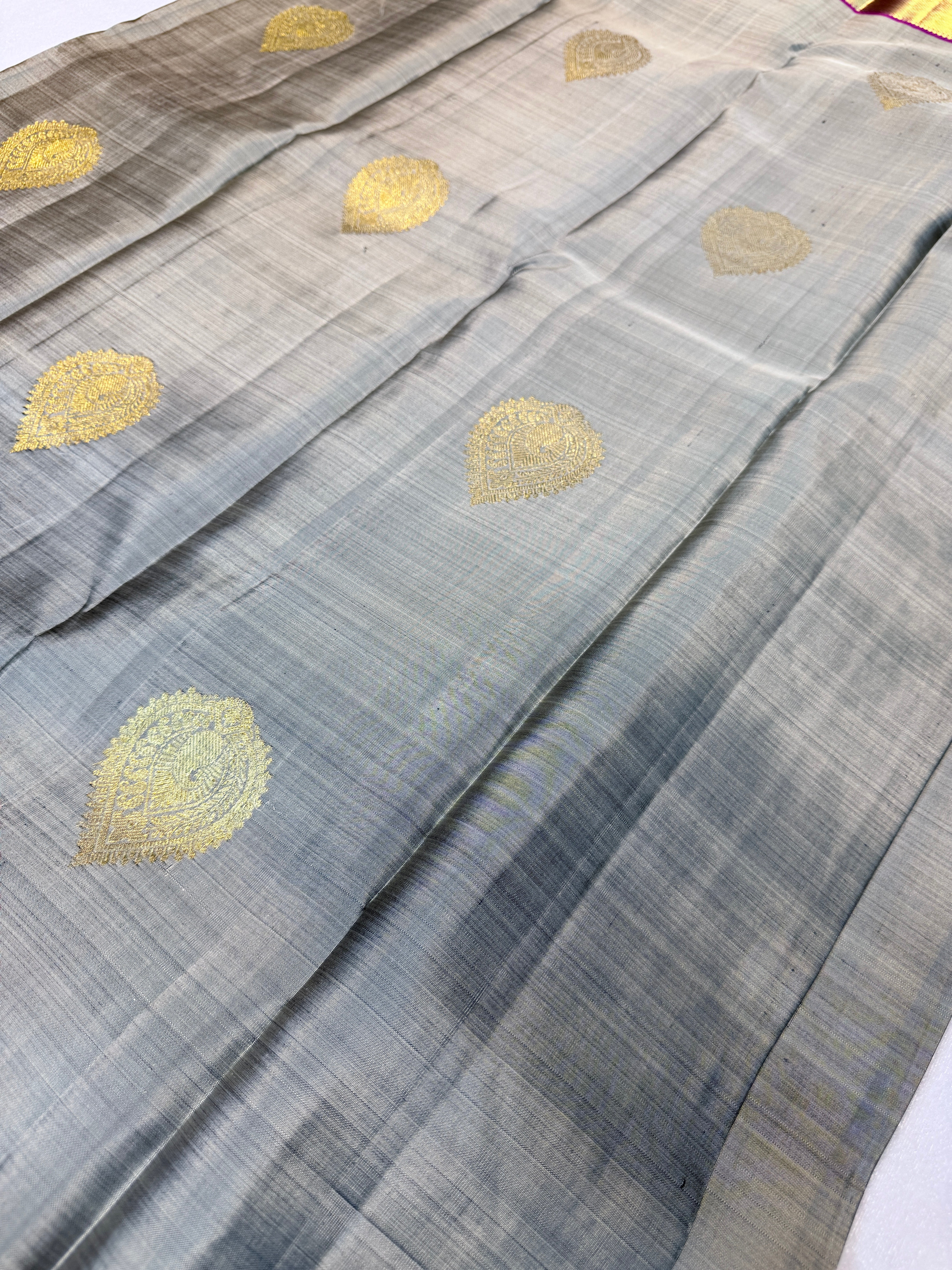 Pure Handloom Kanjivaram-Greenish Grey