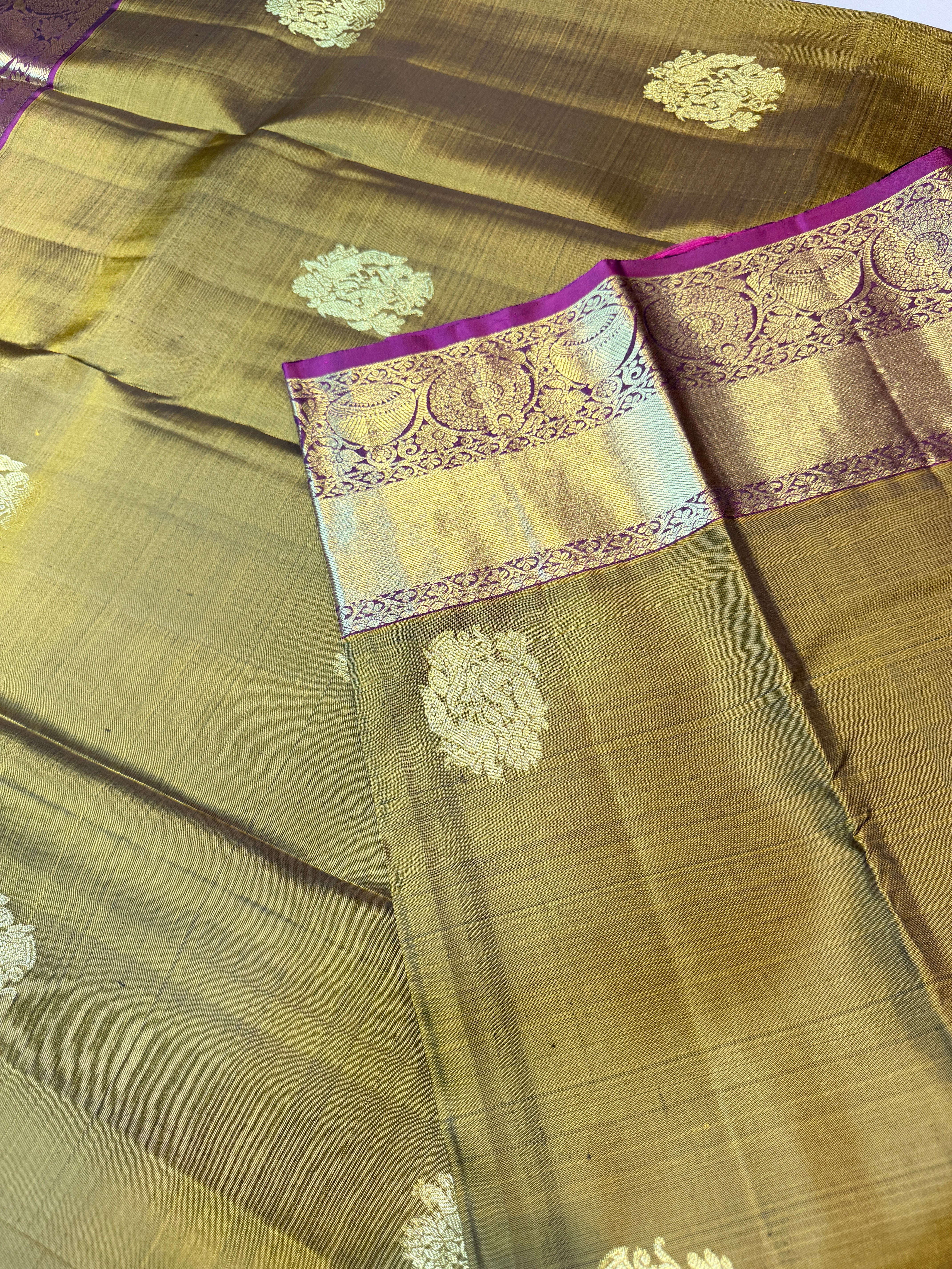 Pure Handloom Kanjivaram- Mehendi Green and Megenta