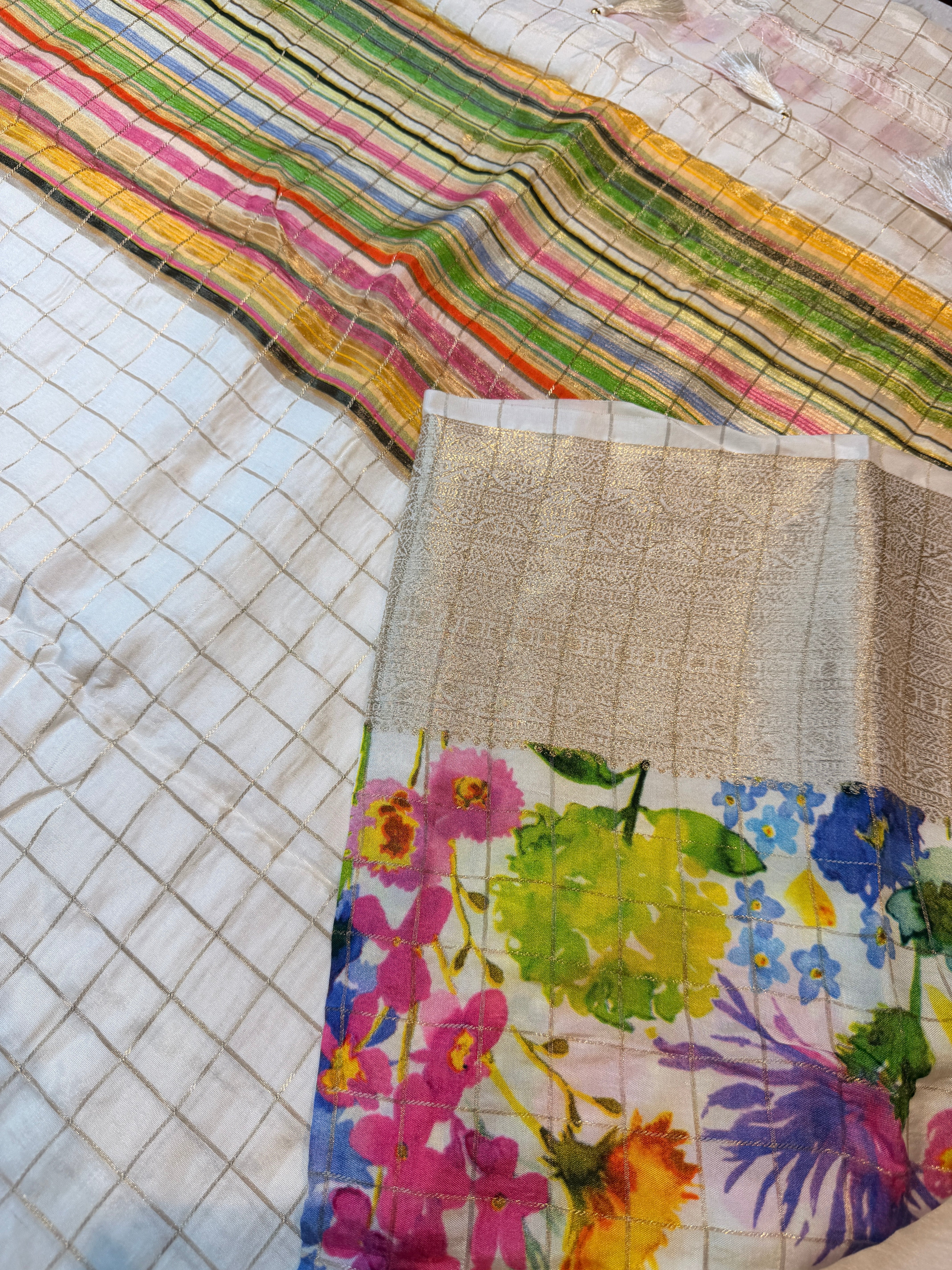 Crepe Checks Cream -Pink