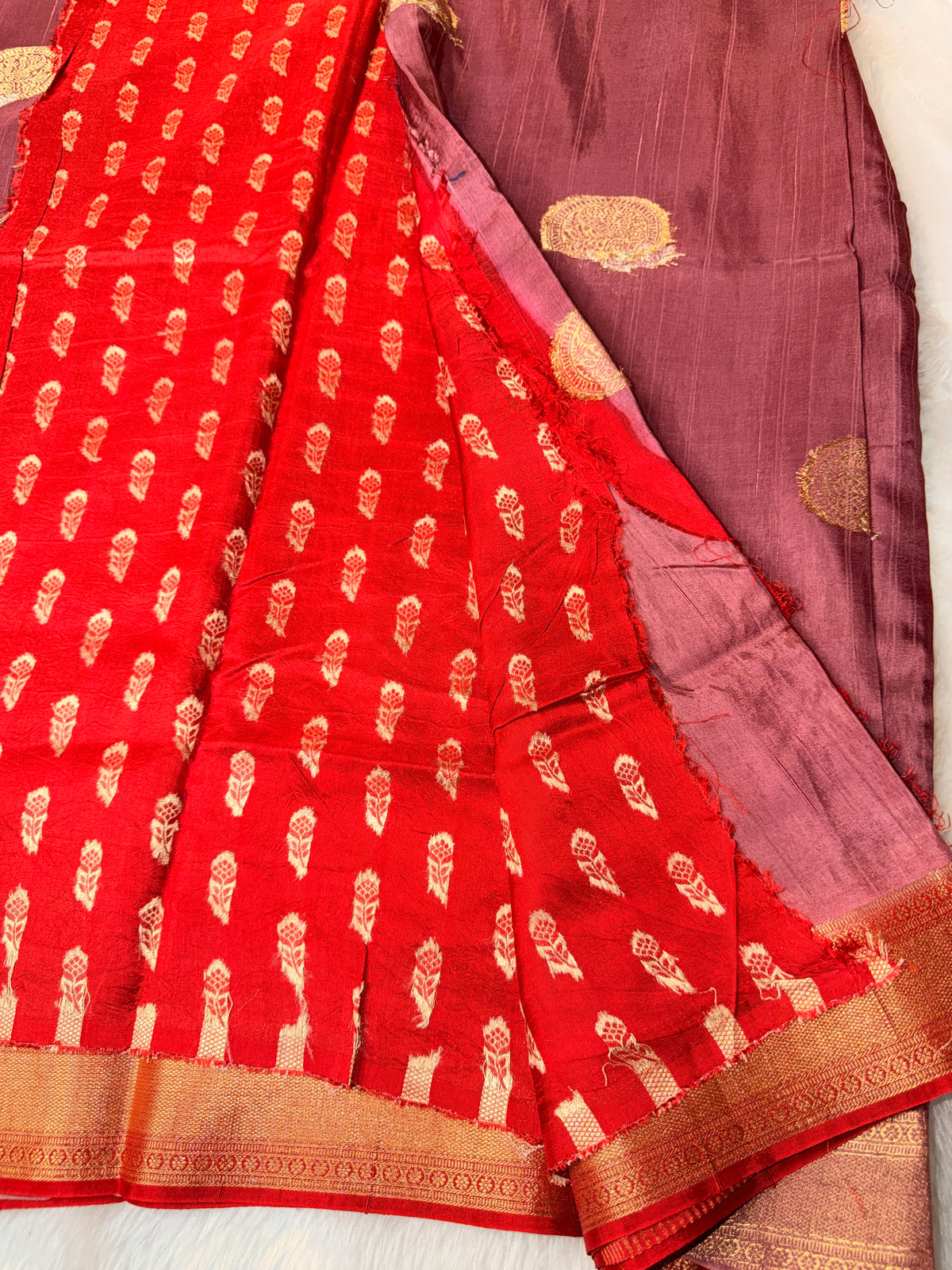 Tusser Contrast- Dusty Mauve N Red