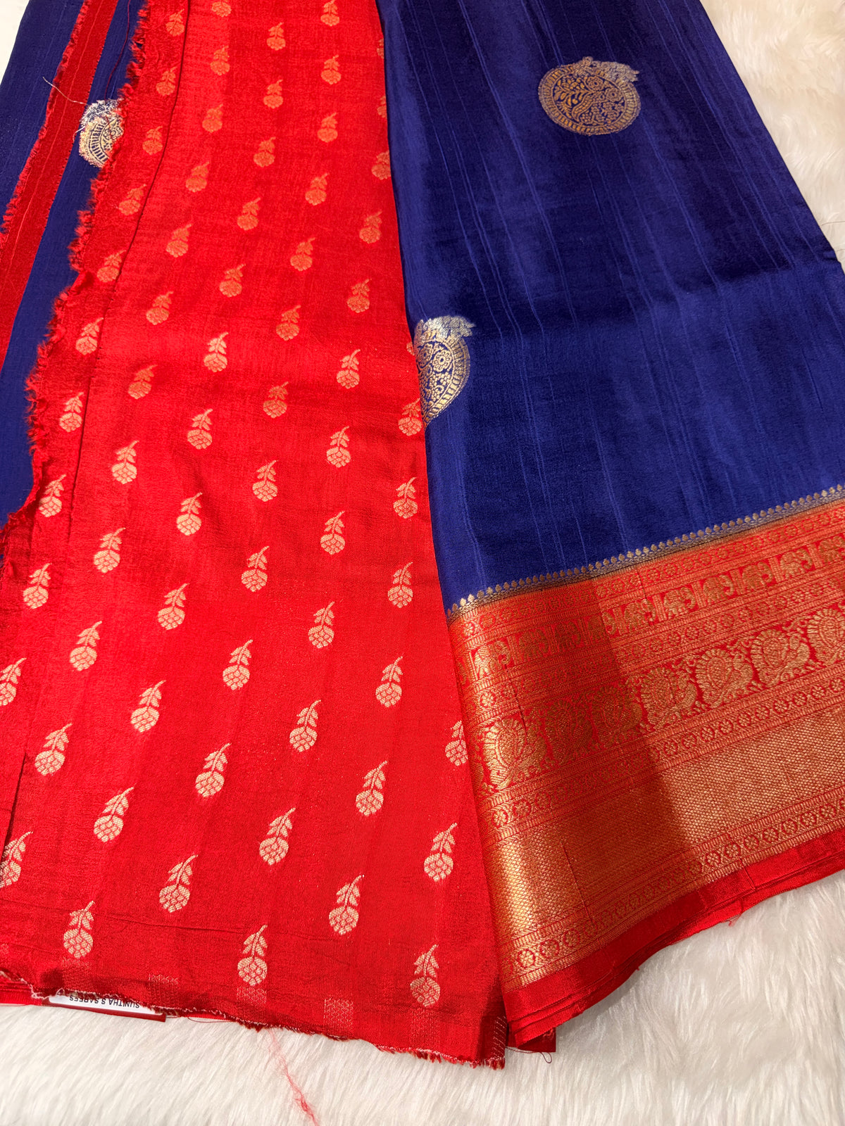 Tusser Contrast- Blue B Red