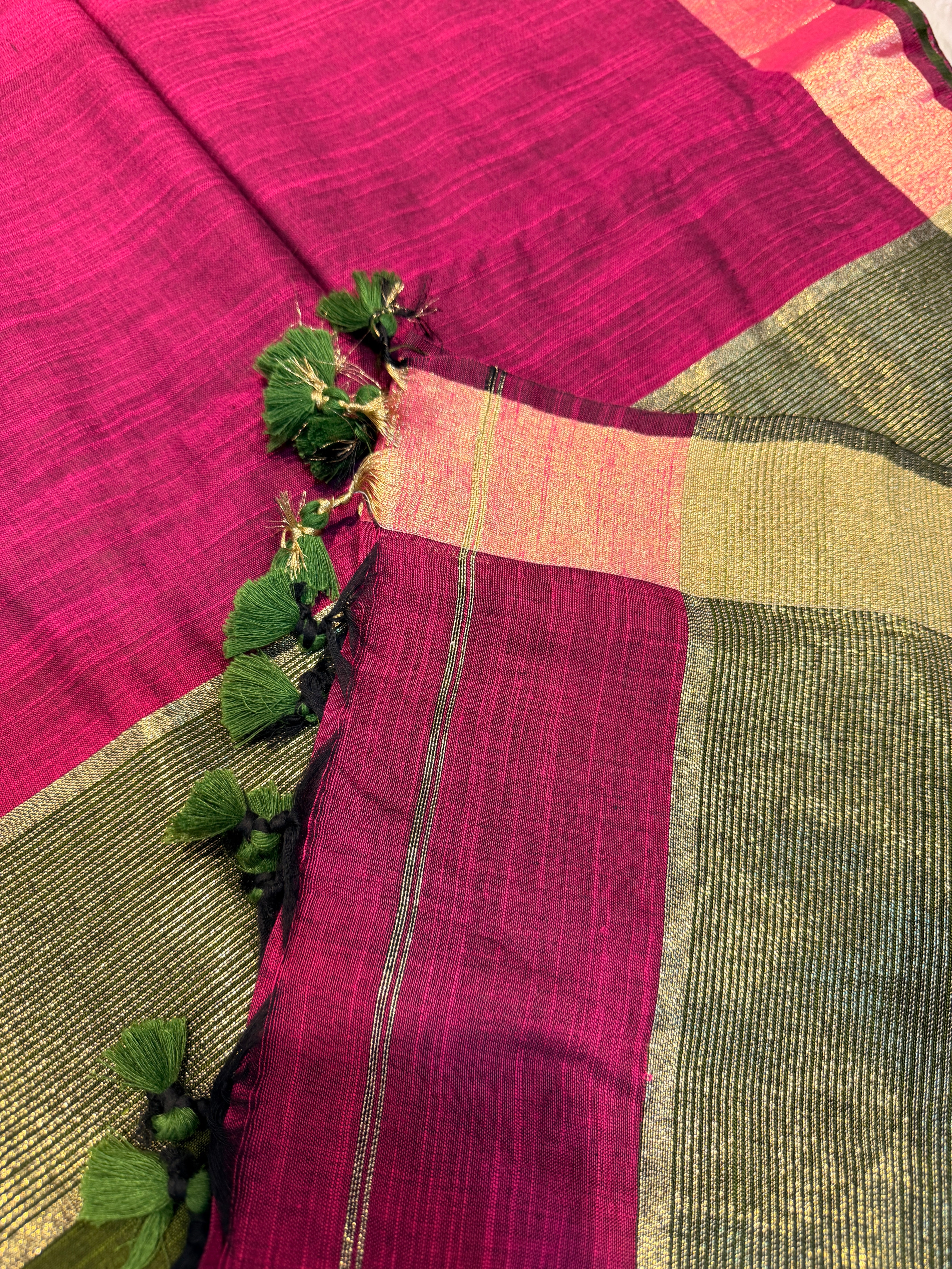 Soft Cotton Contrast Pallu-Magenta N Green