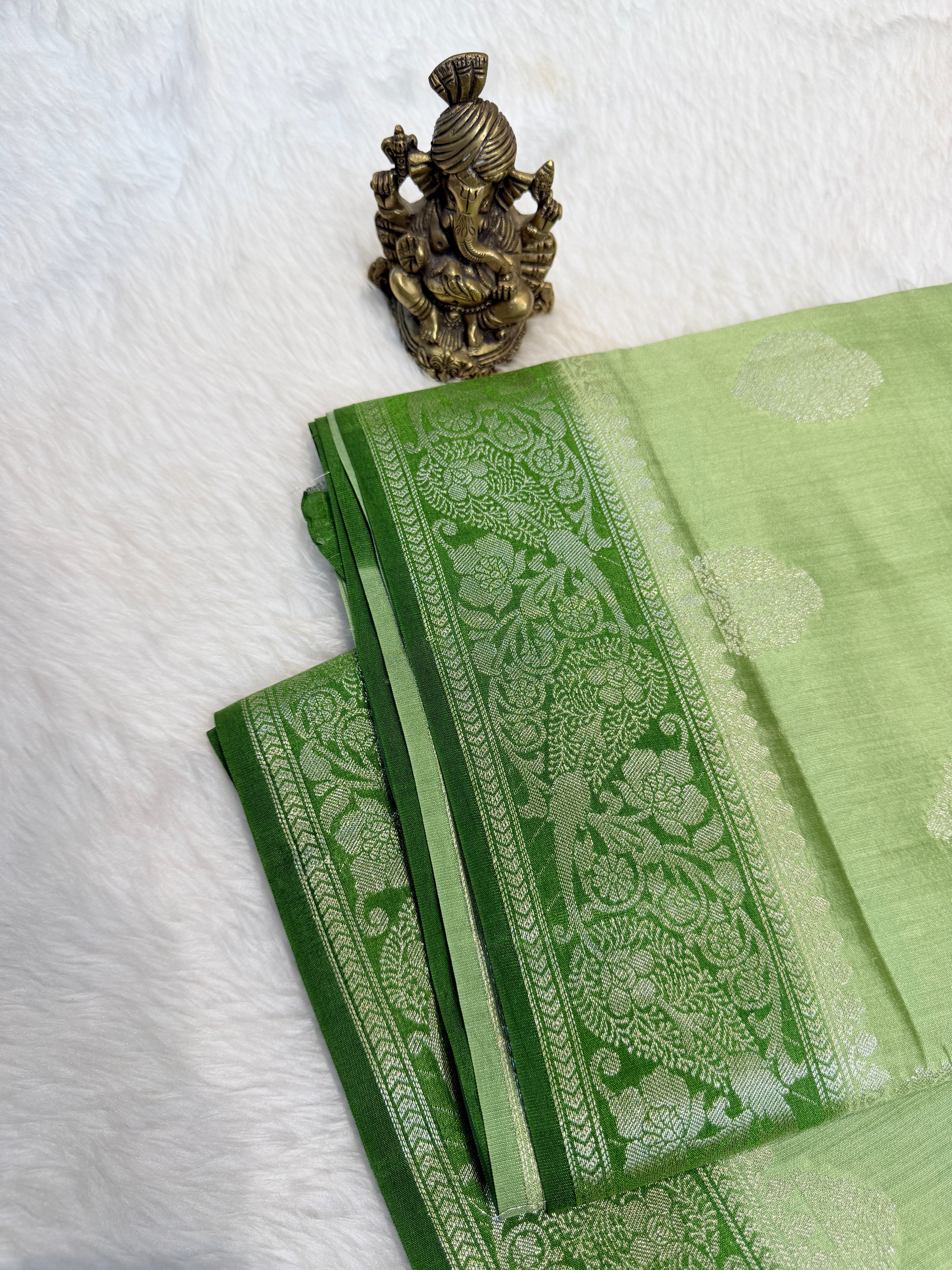 Pure Chiniya Banaras Silver Zari Silk