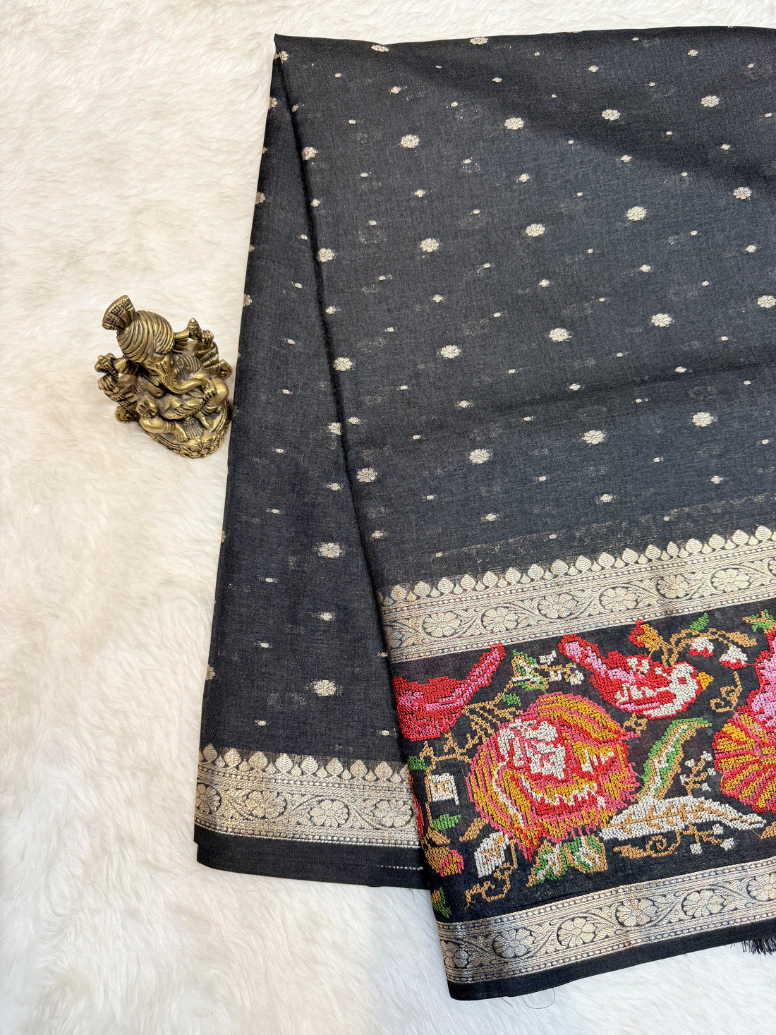 Tussar Embroidery Border