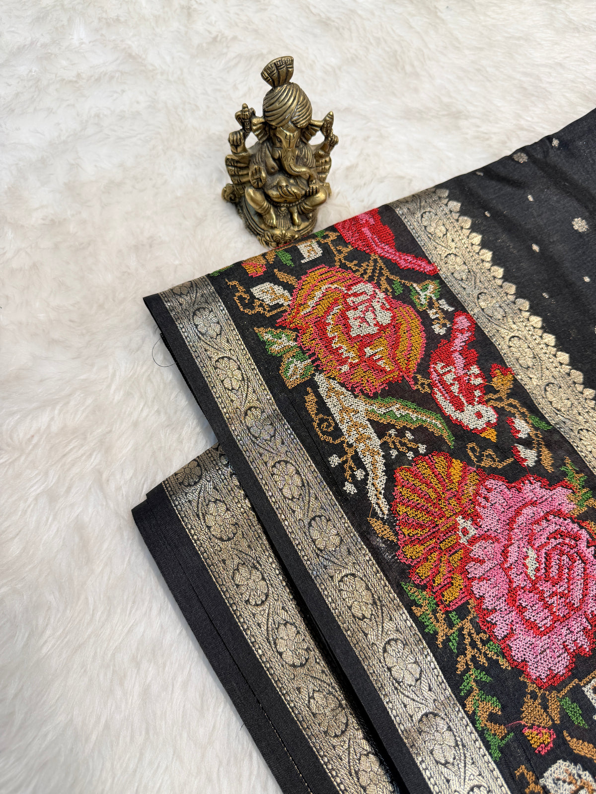 Tussar Embroidery Border