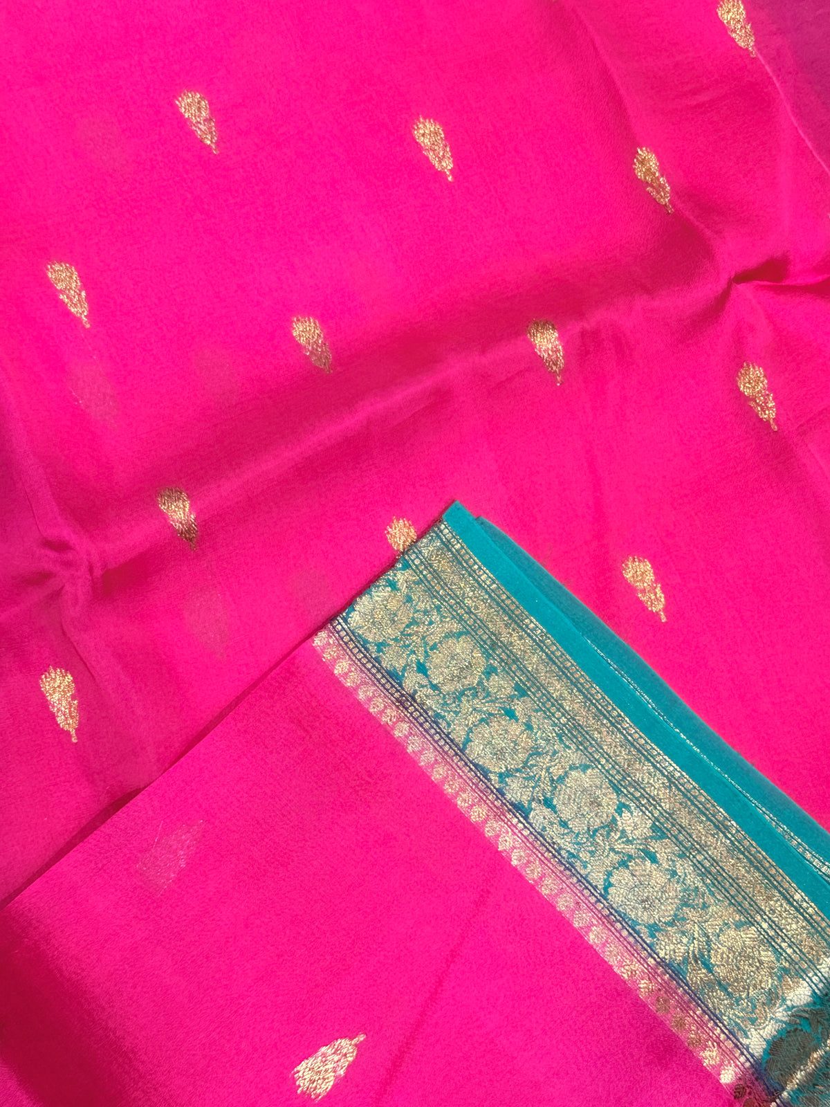pure KorPa Banaras Silk-Rani Pink Contrast