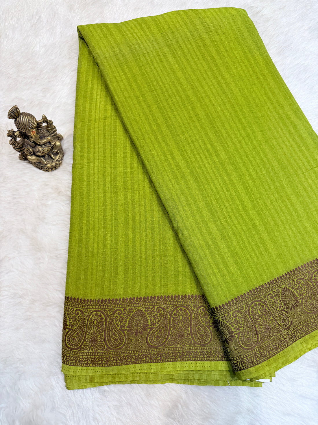 Tussar Goegette Thread Border