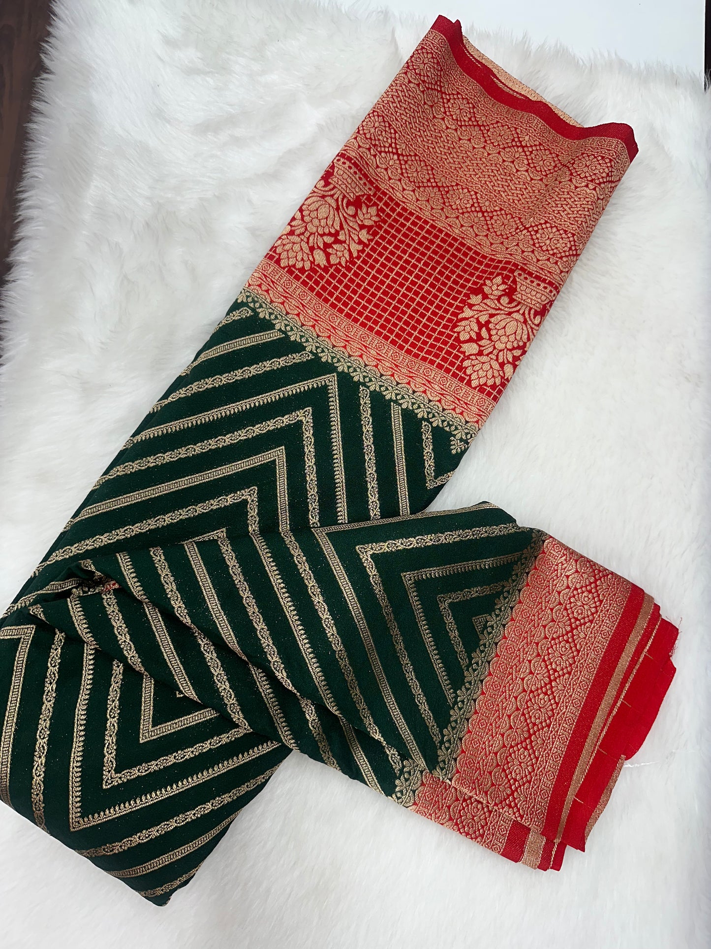 Semi Georgette Silk Bottle Green and Red