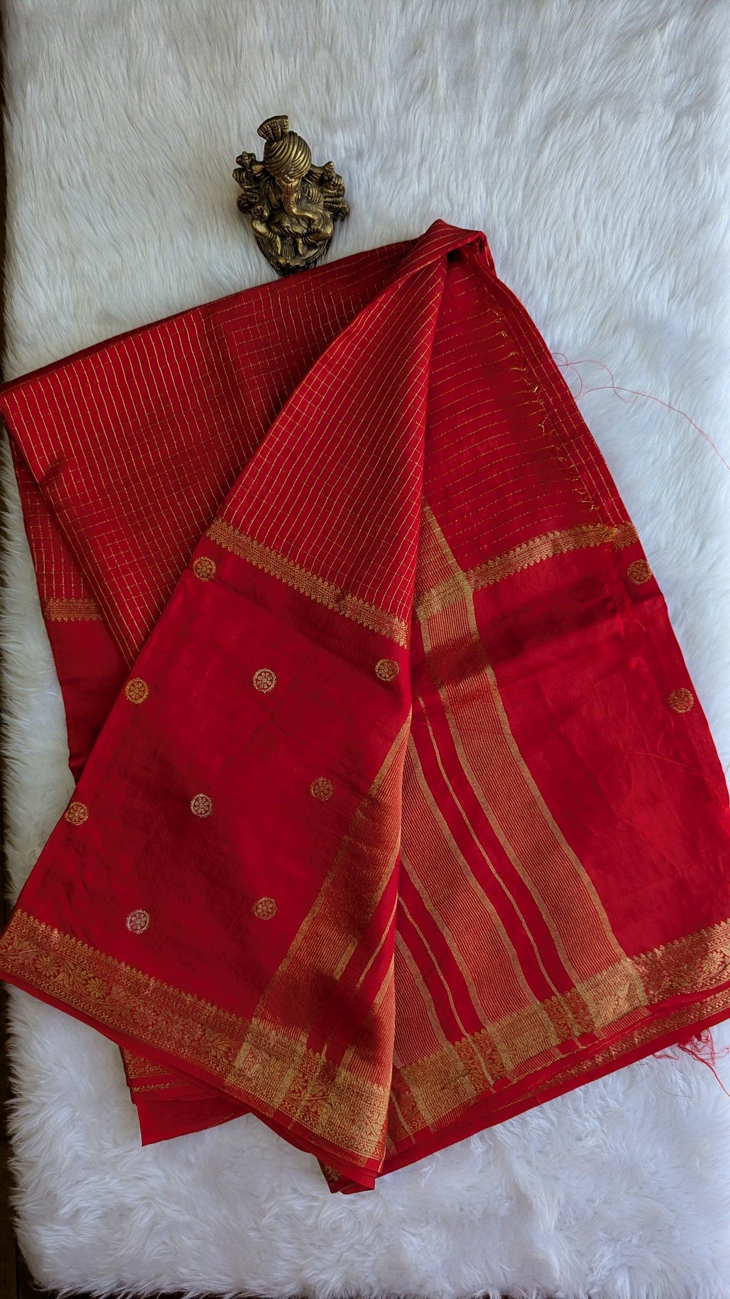 Red Crepe Silk Saree Center border Zari Checks