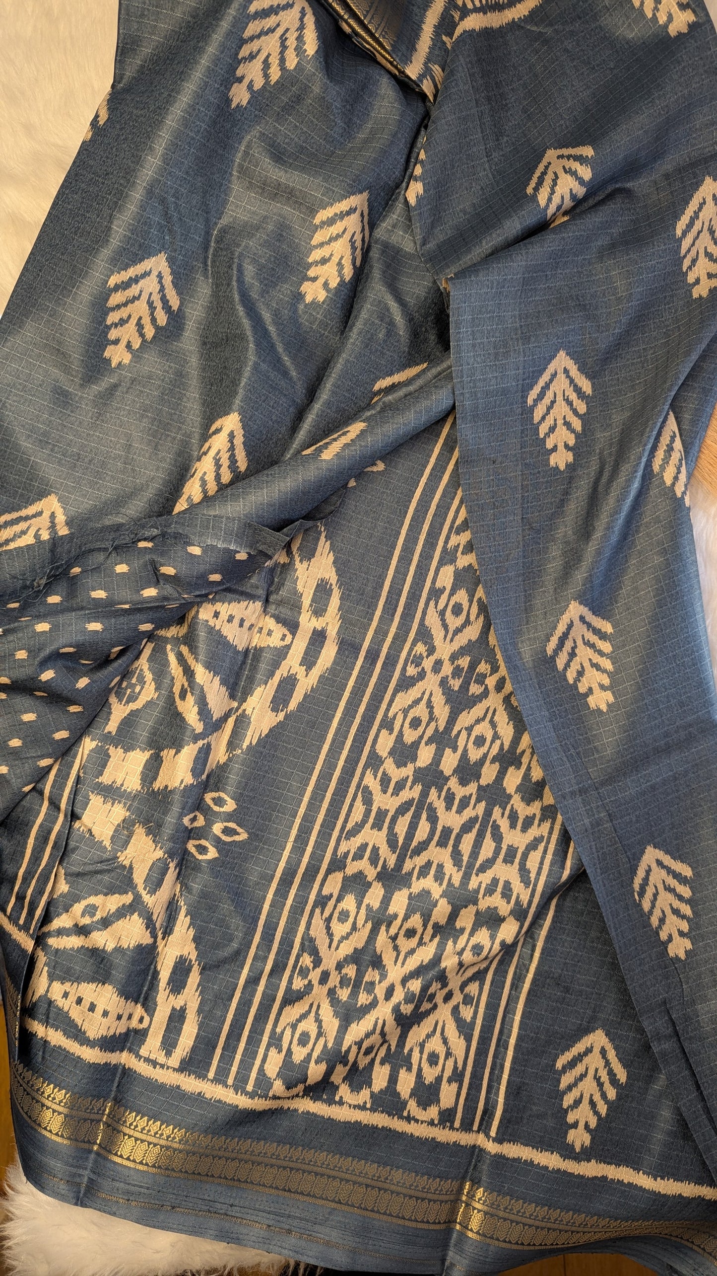 Soft Silk with Gold Border - Blue