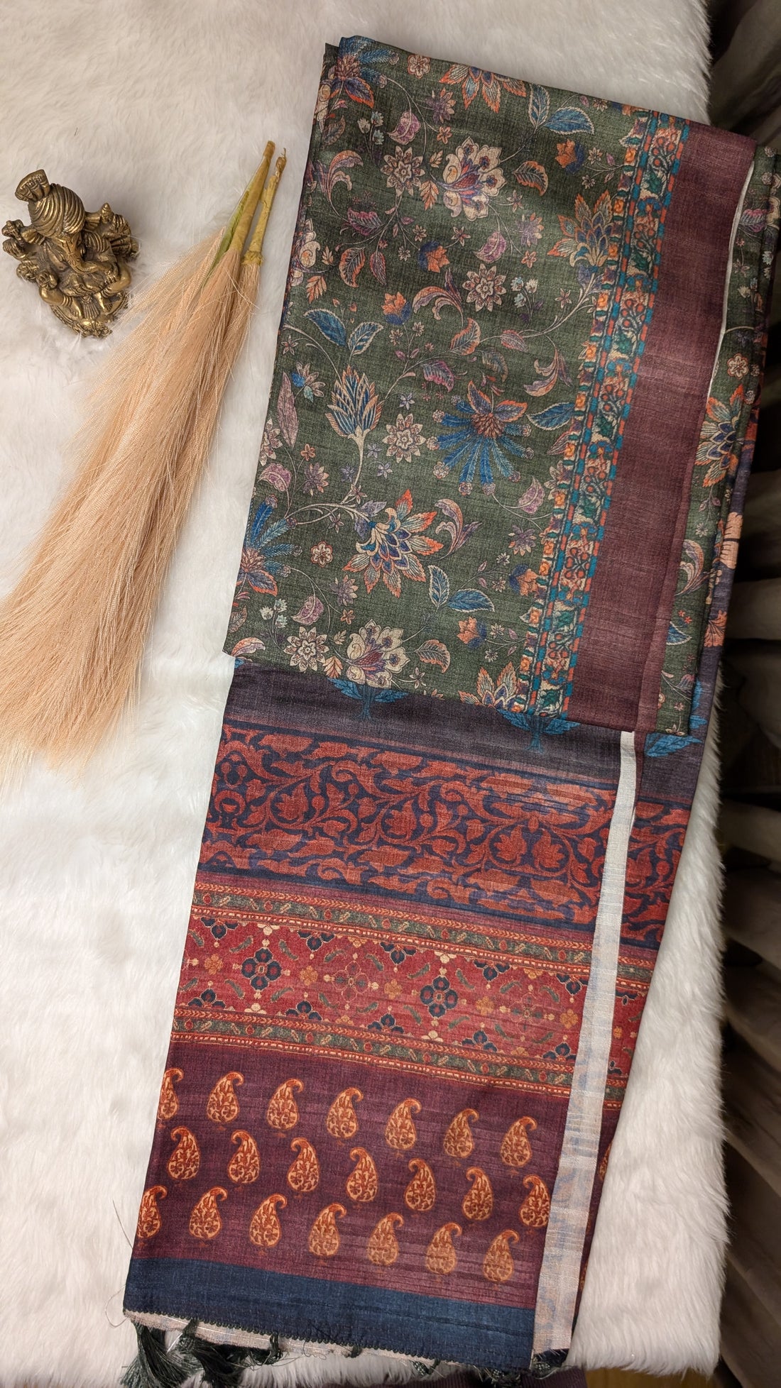 Cotton Blend Tussar Silk Saree