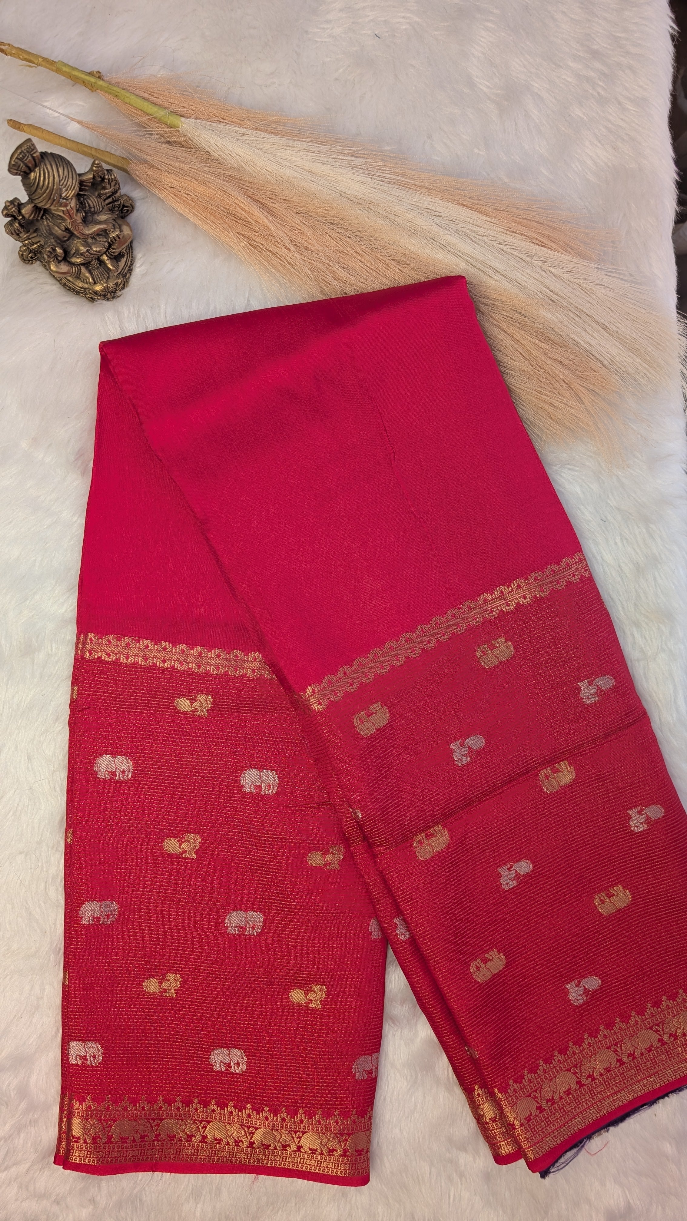 Magenta Crepe Silk Saree with Big border with Zari lines and Buttis