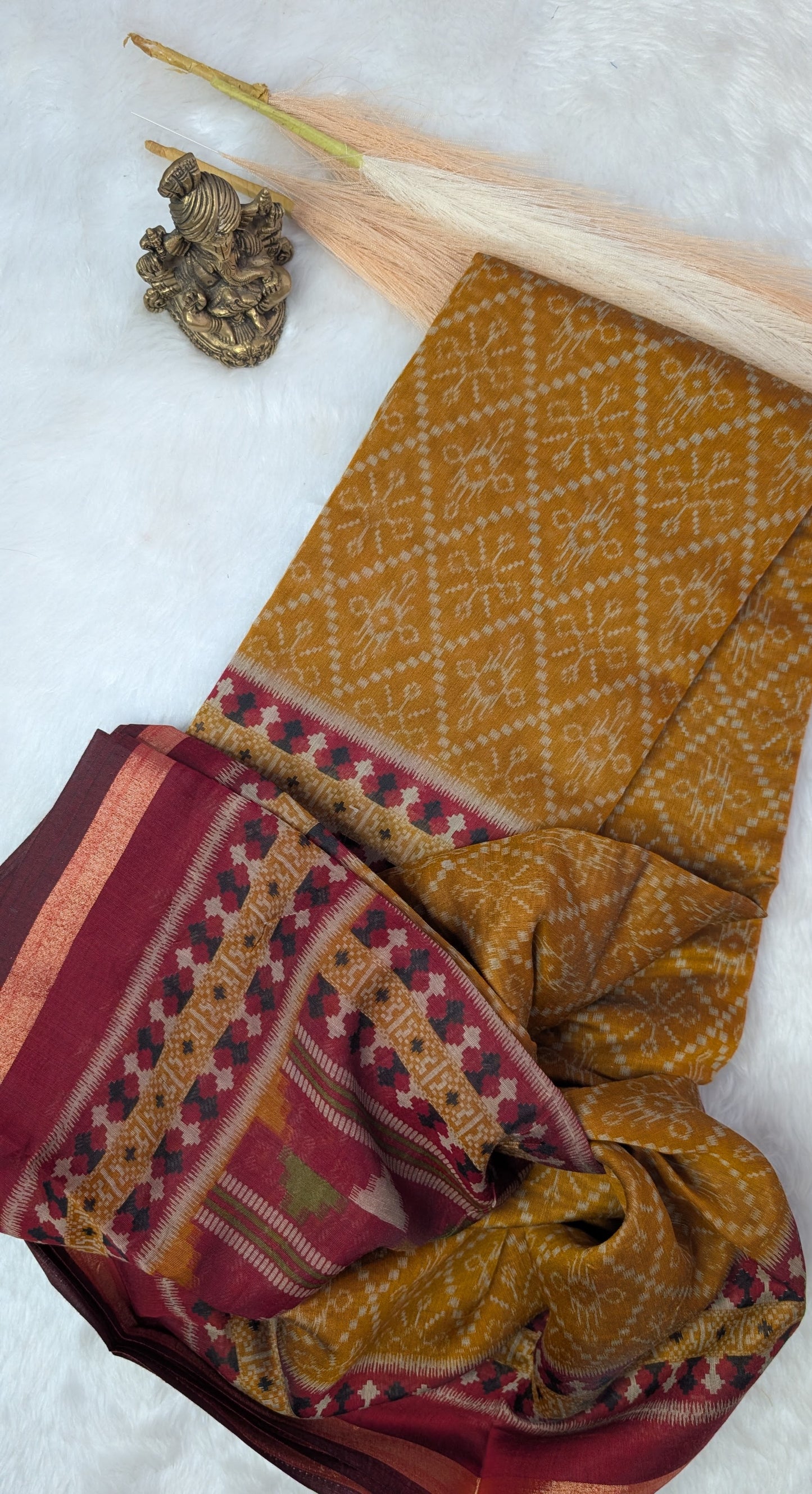 Blended Cotton with Traditional Motifs & Contrast Border