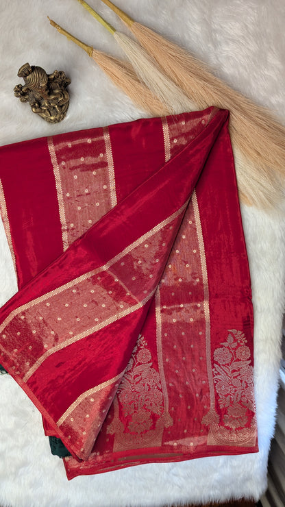 Red Light Tissue with Zari Lines