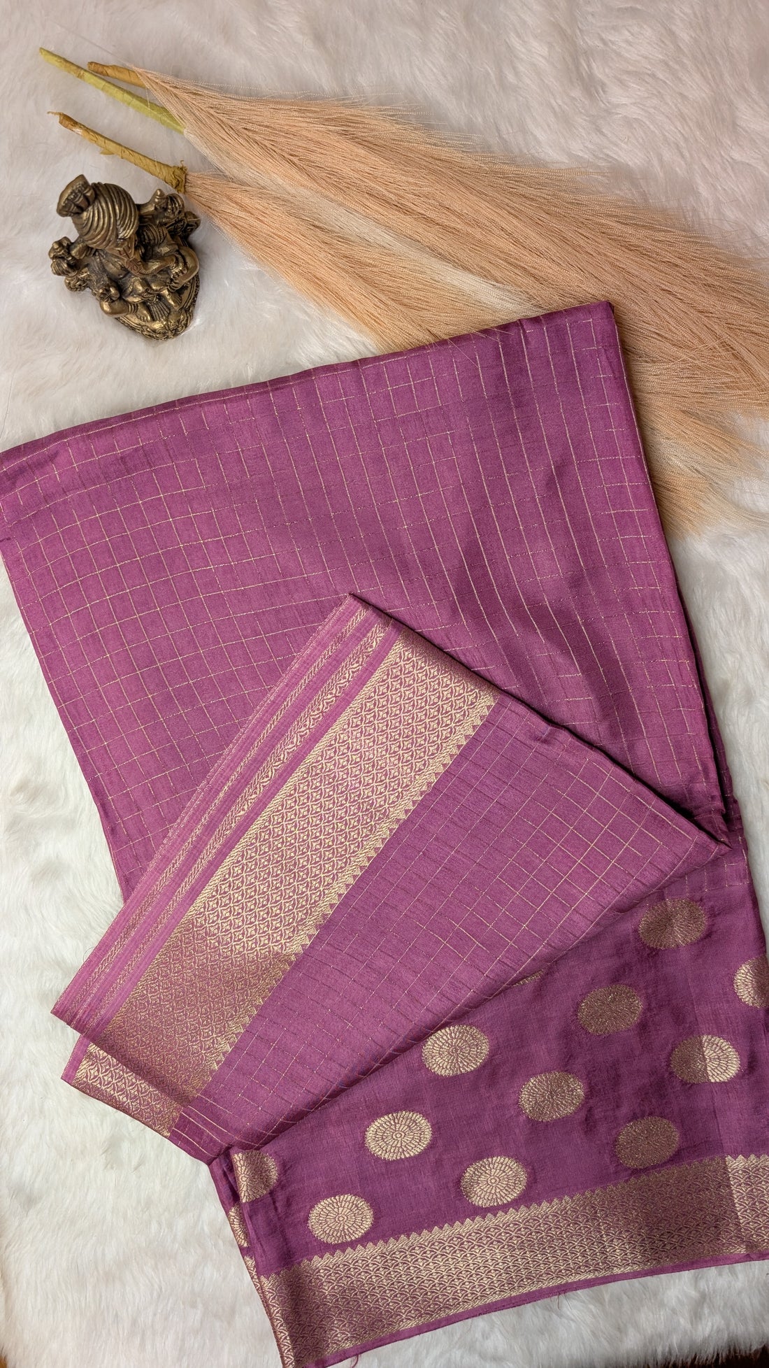 Lavender Crepe Silk with Checks and Border Buttis