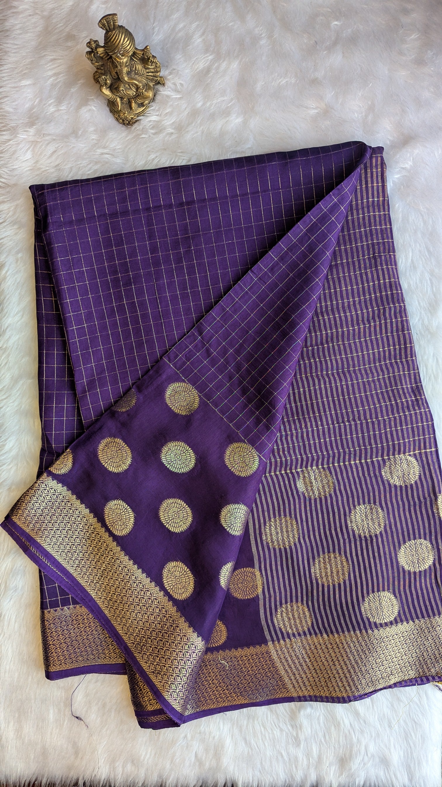 Purple Crepe Silk with Checks and Border Buttis