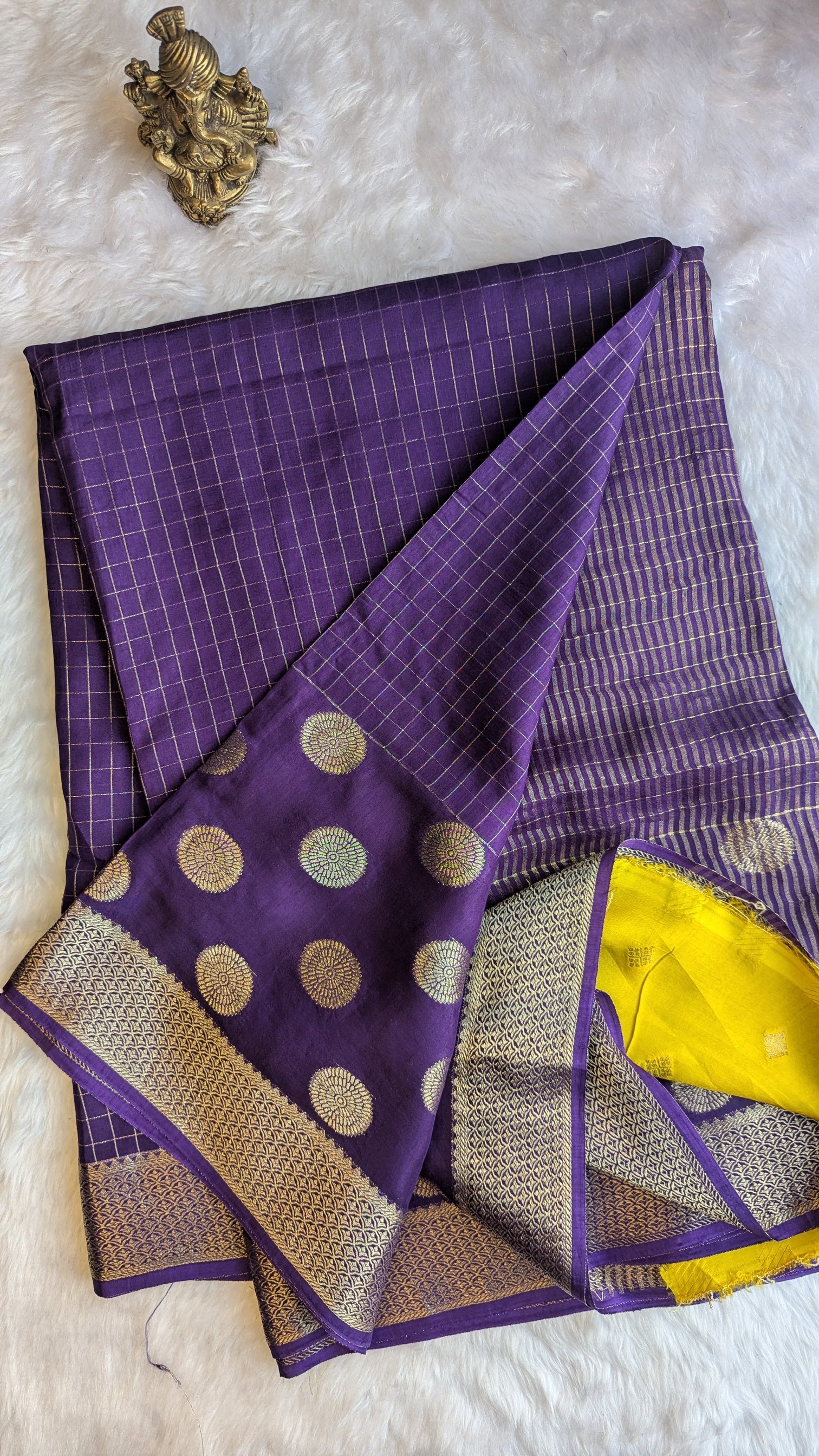 Purple Crepe Silk with Checks and Border Buttis