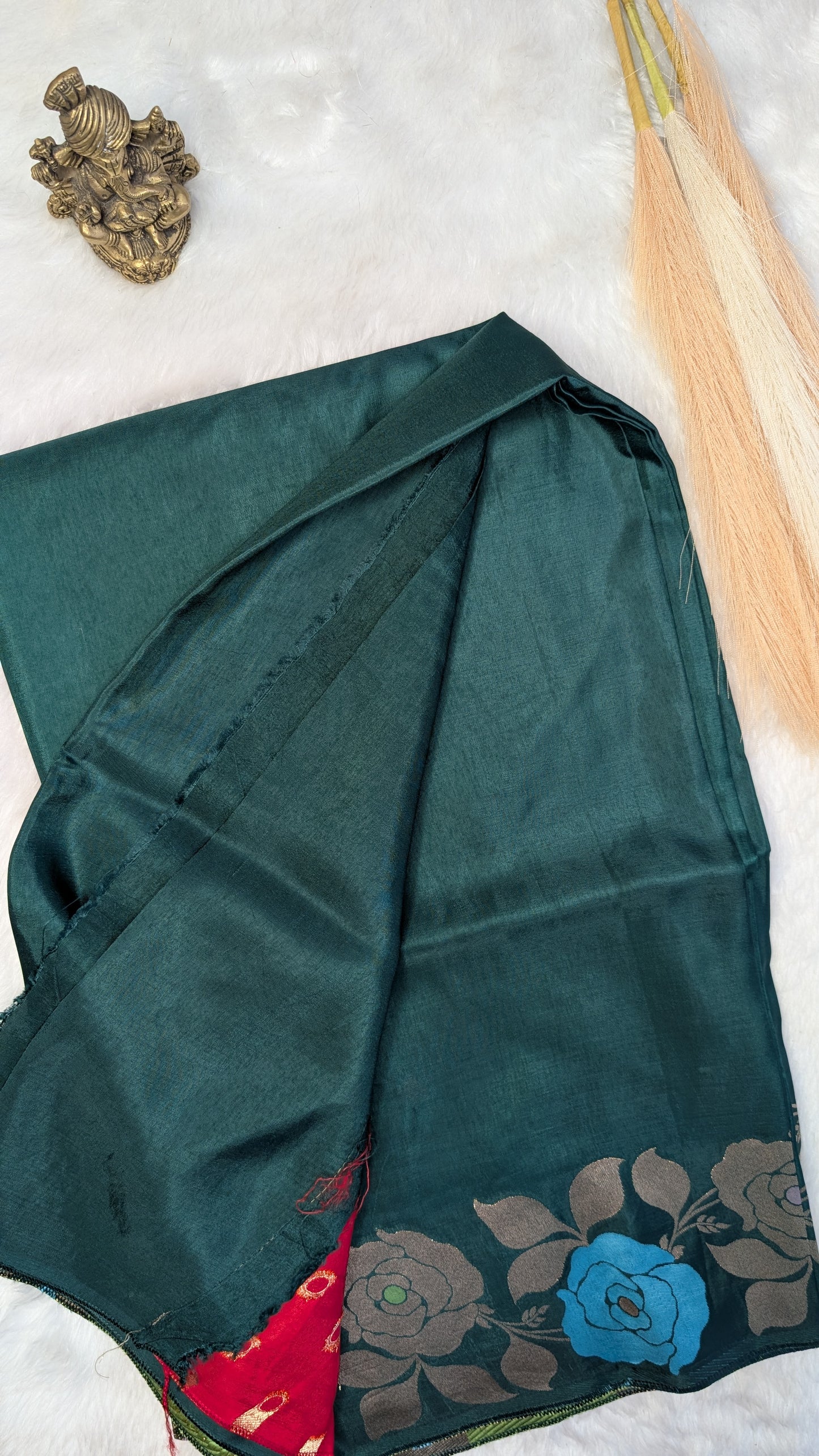 Green Viscose Crepe Silk with Flower Zari Border