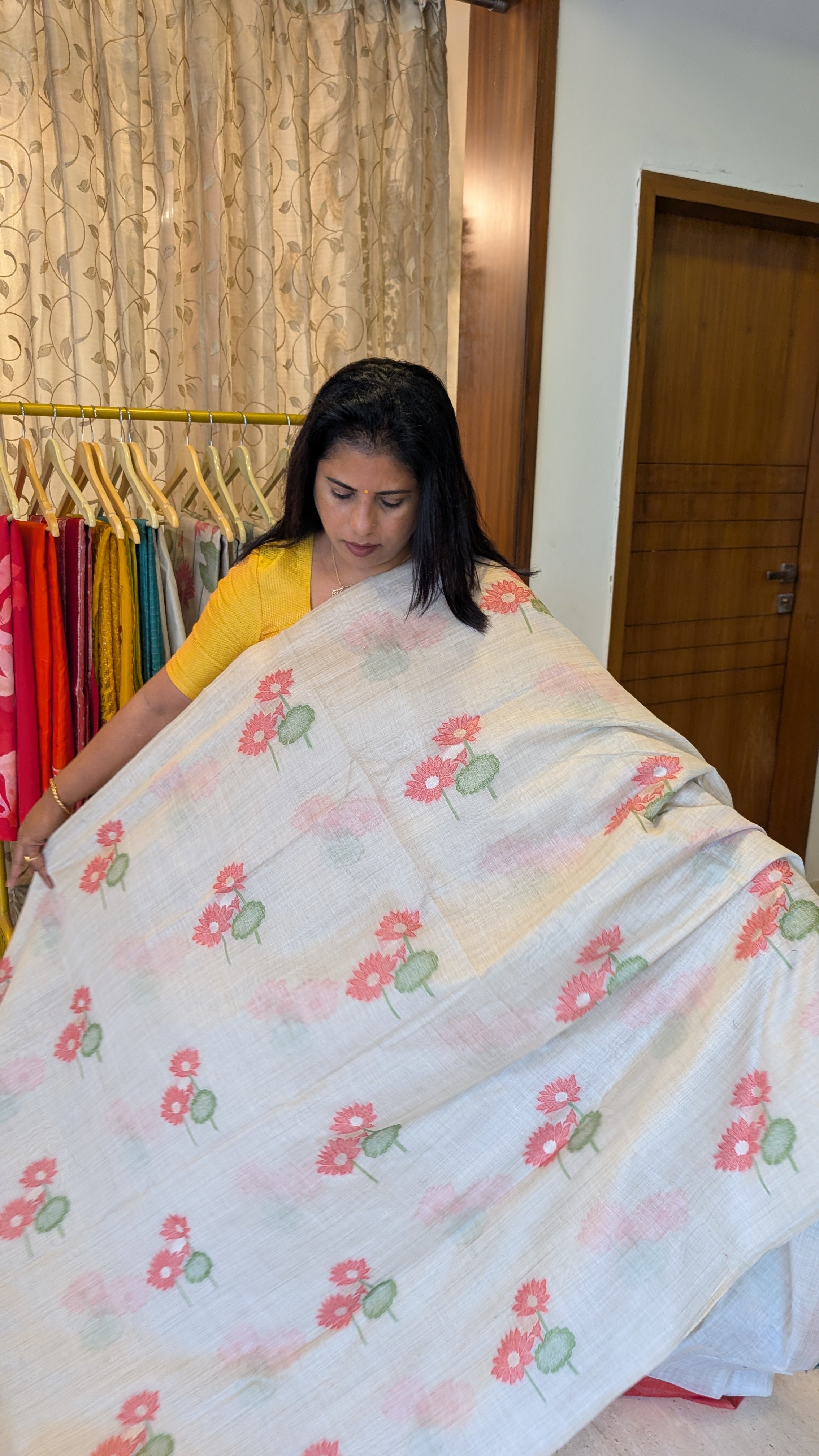 Cotton Saree Cream and Contrast