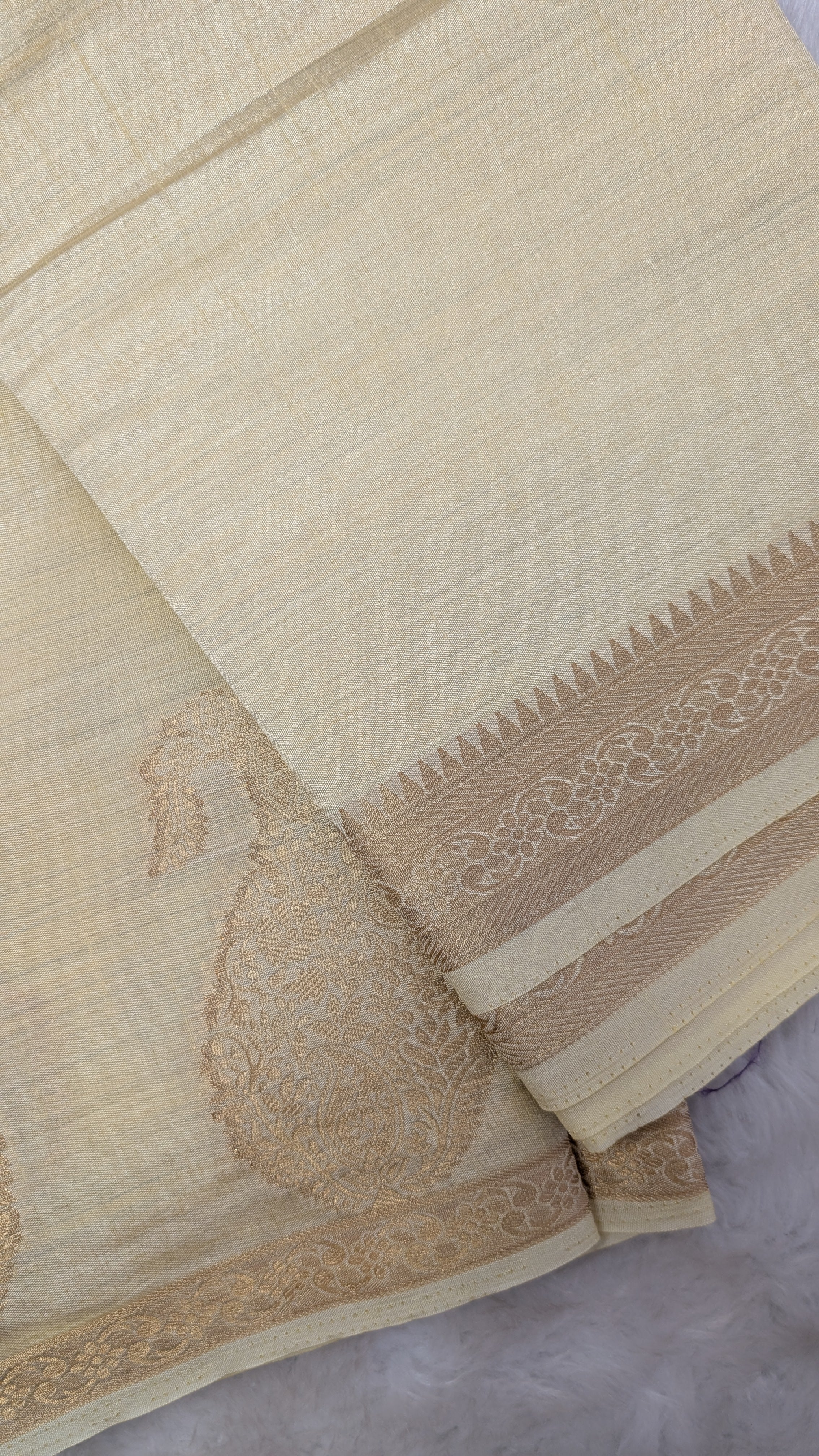 Semi Tussar Silk Mango Design