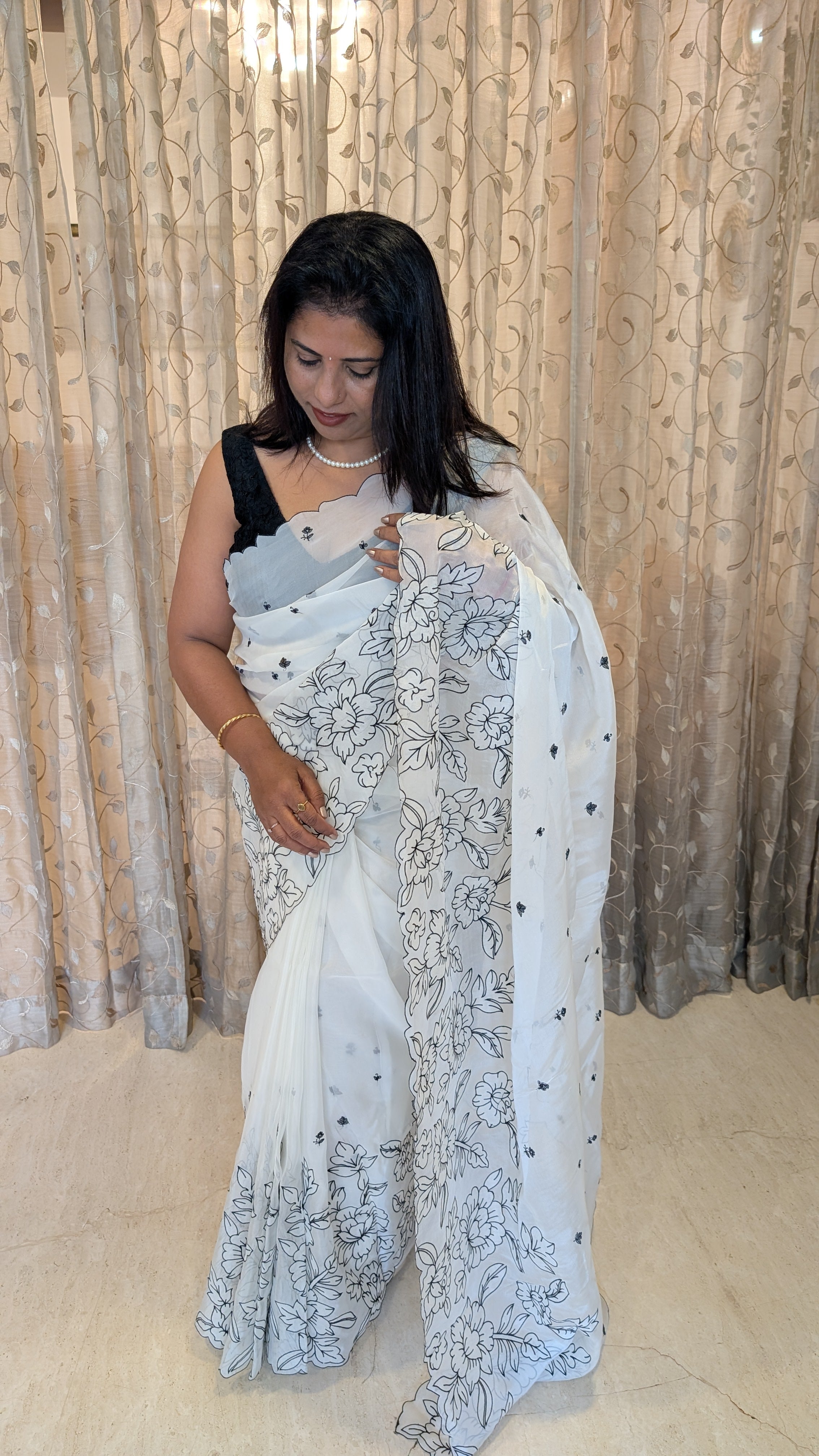 Tissue Saree with Embroidery-B&w