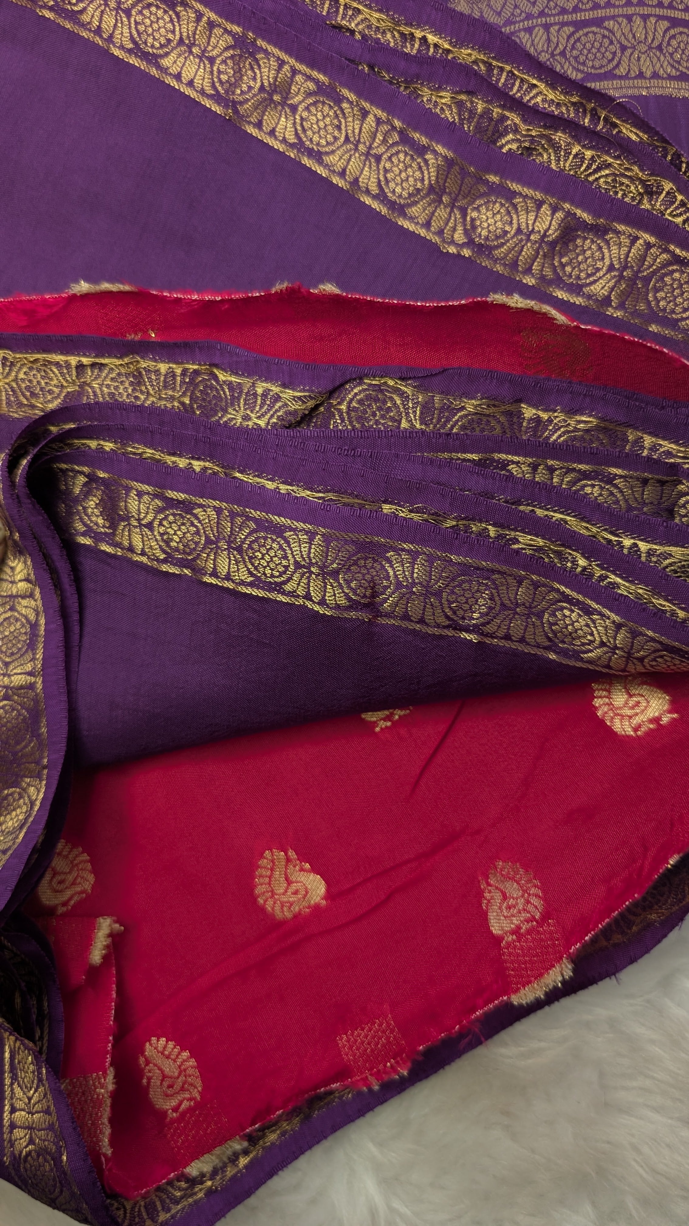 Small Butti Gap Border Purple
