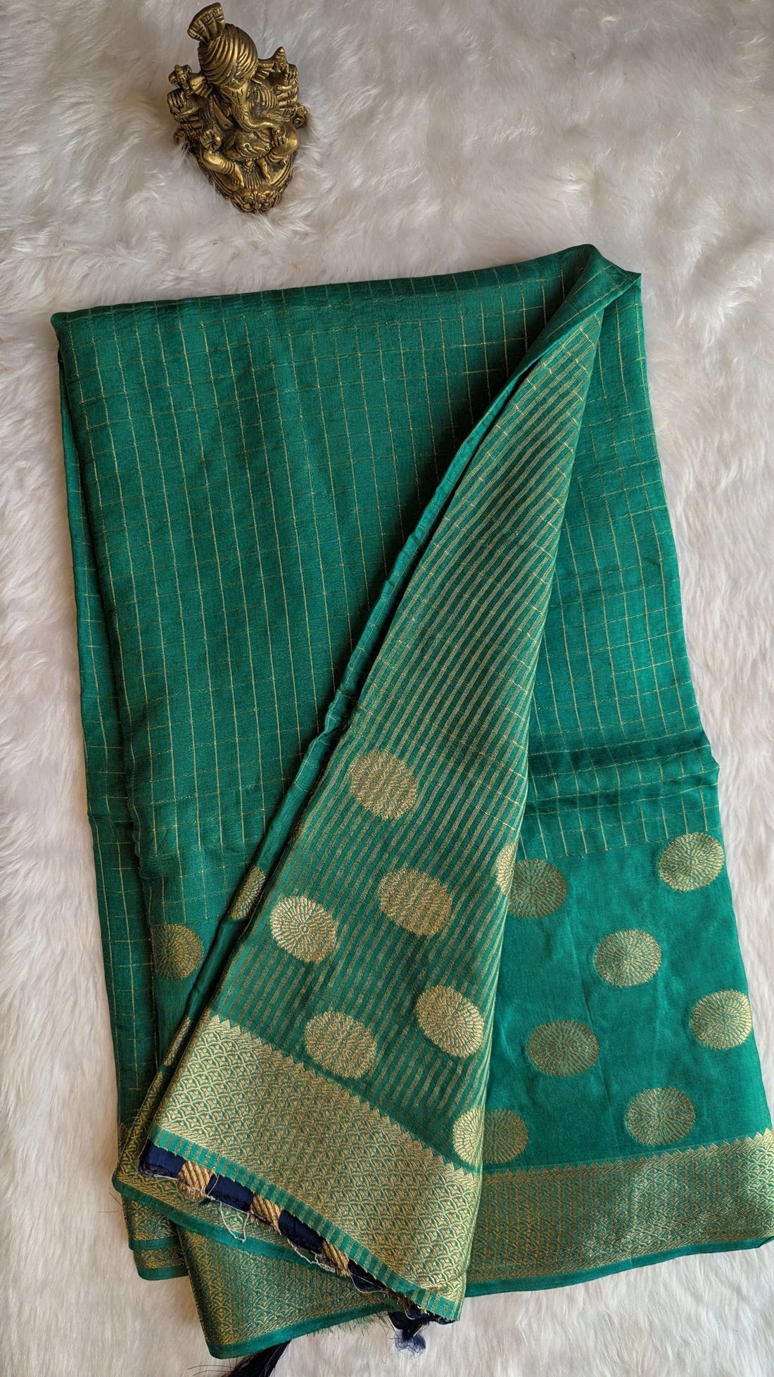 Peacock Green Crepe Silk with Checks and Border Buttis